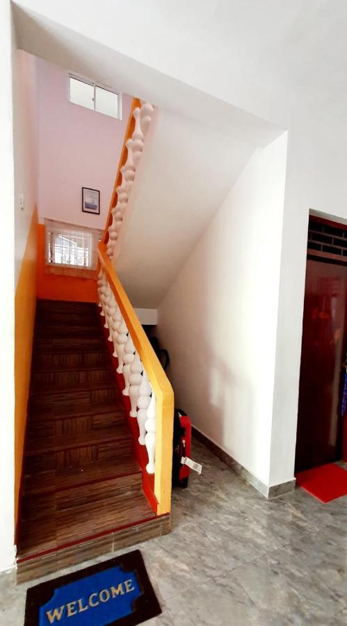Guesthouse Kind And Love Hikkaduwa Esterno foto