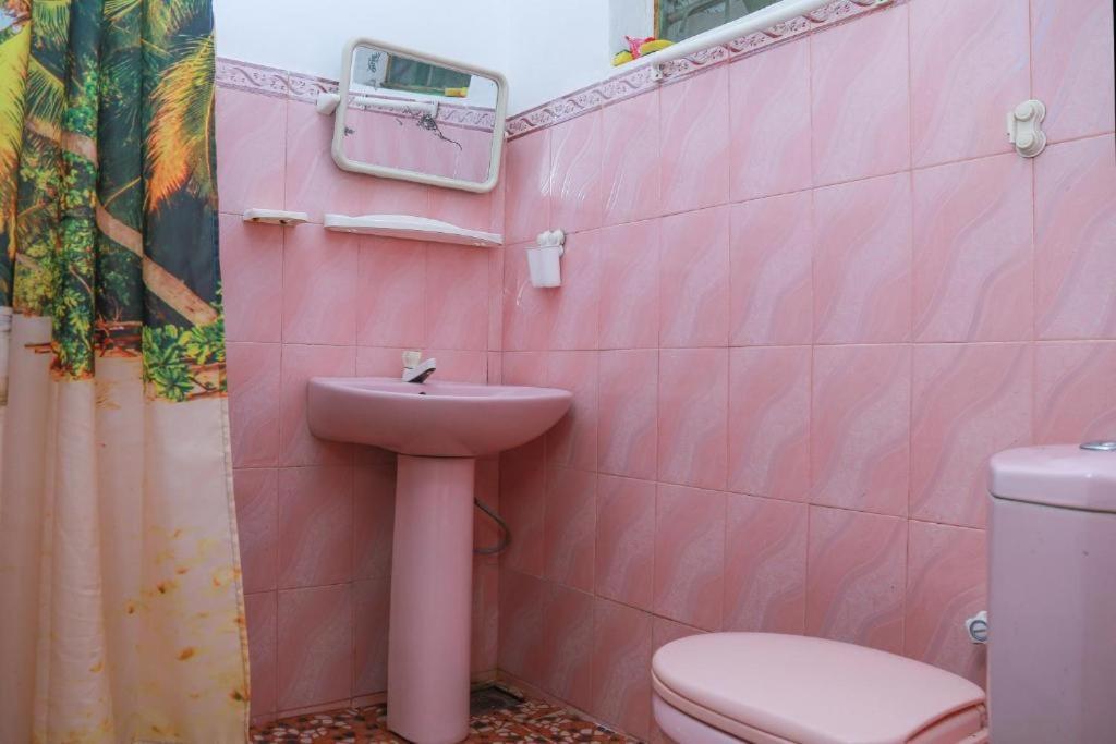 Guesthouse Kind And Love Hikkaduwa Esterno foto