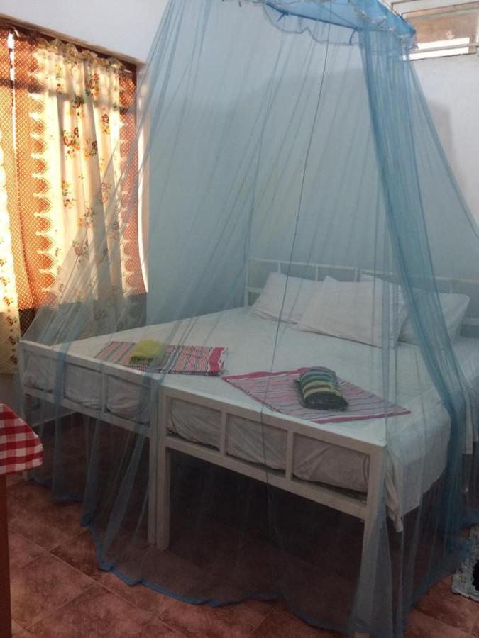Guesthouse Kind And Love Hikkaduwa Esterno foto